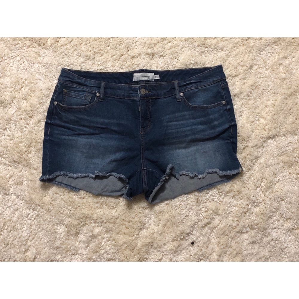 Jean shorts.